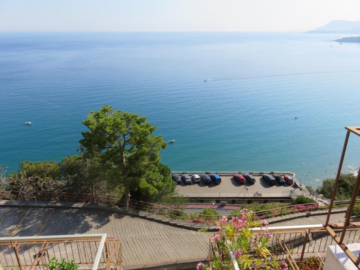 Amaita Apartment Ventimiglia Ngoại thất bức ảnh